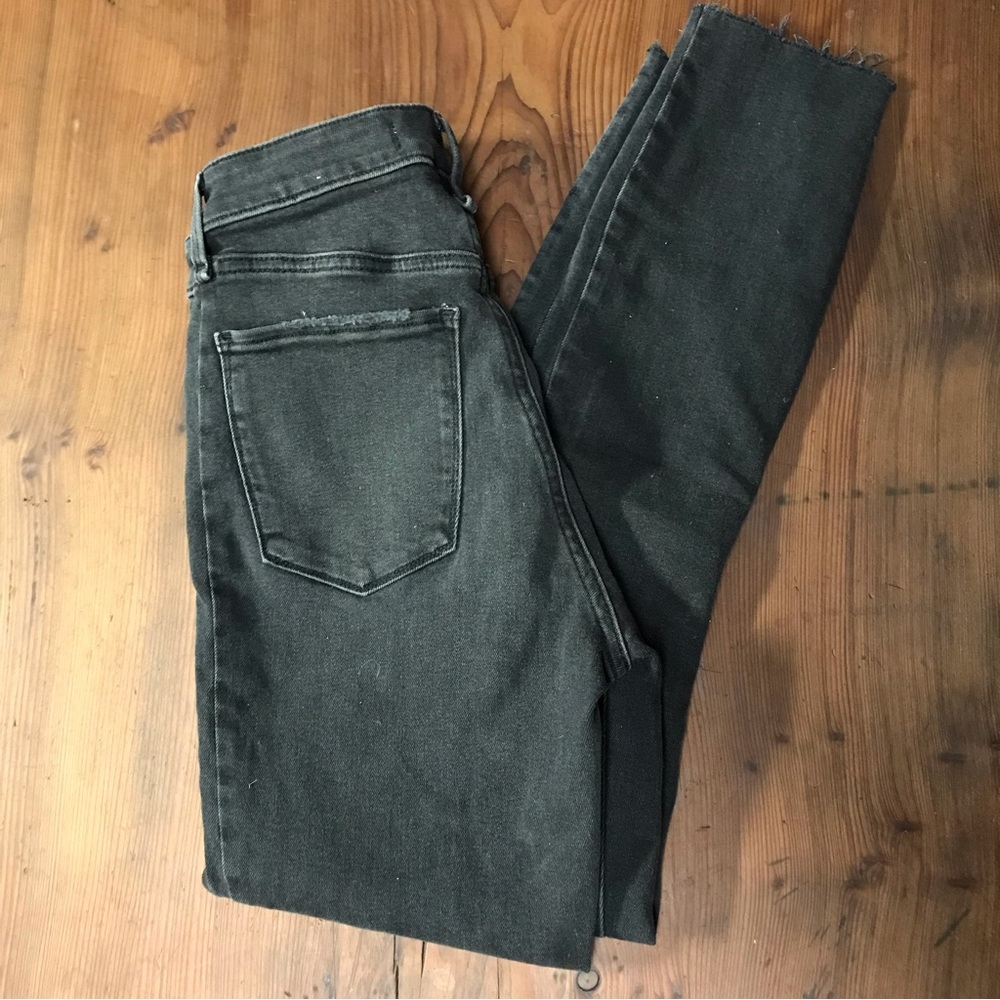 Abercrombie and Fitch Super Skinny Ankle High Rise Jeans Size 26/2
